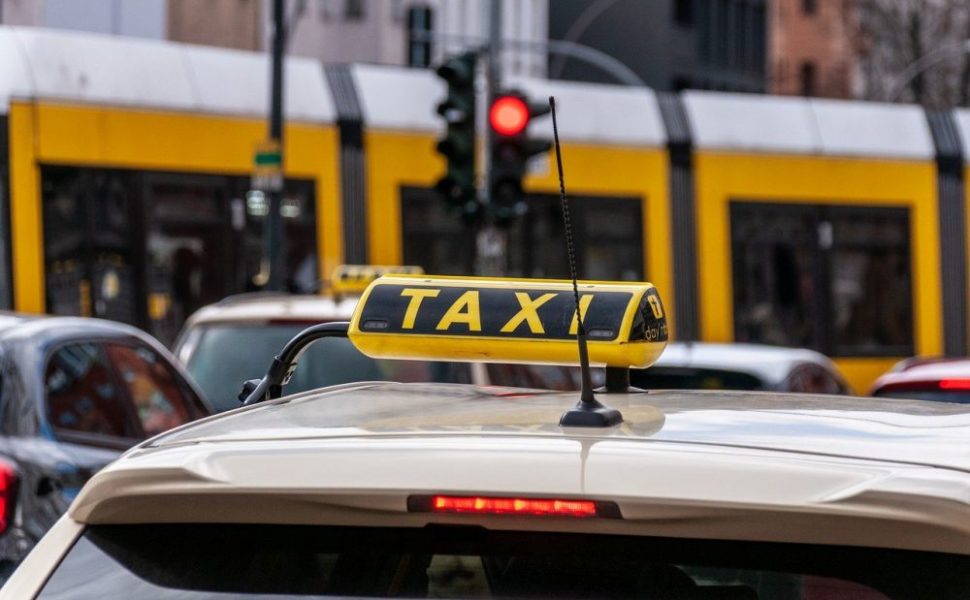 boka taxi i Hässleholm